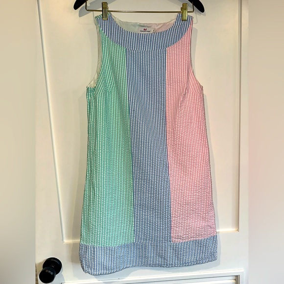 Vineyard Vines Dresses & Skirts - Vineyard Vines women’s sleeveless Kentucky Derby dress